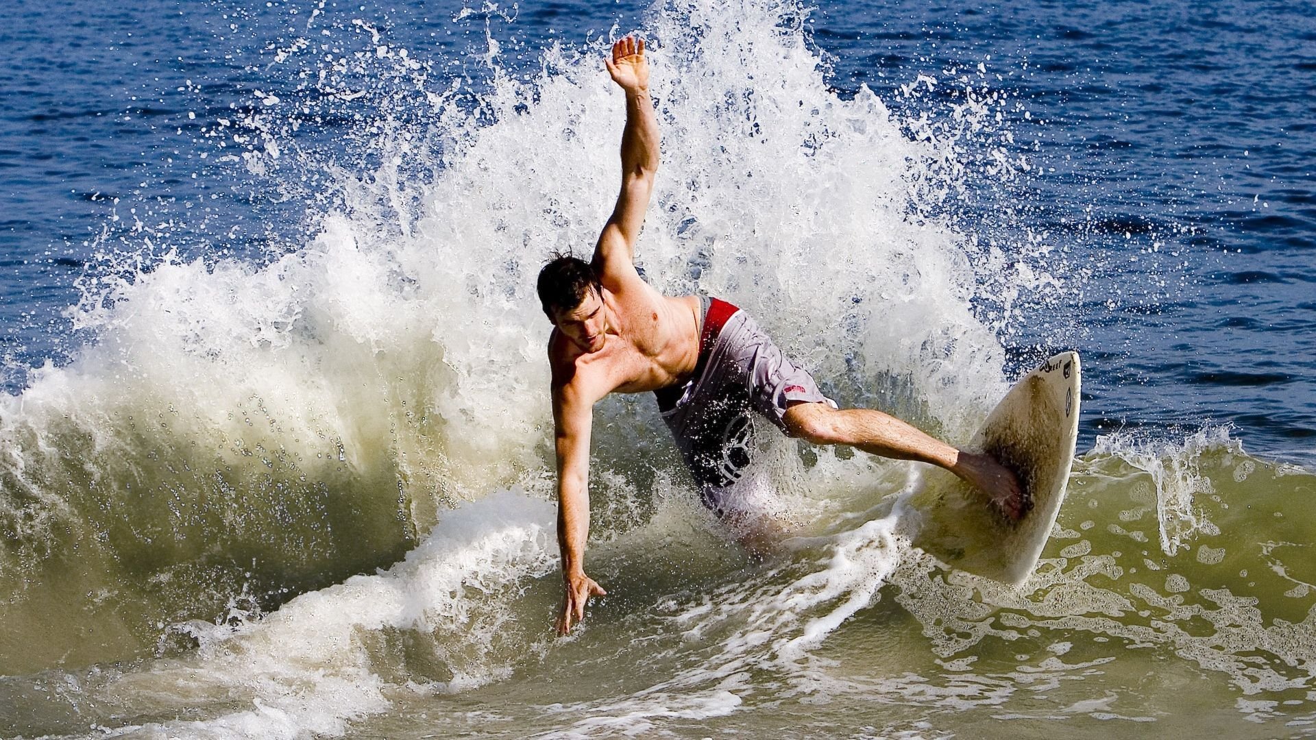 九游网-凯特·道格拉斯完美配速夺取金牌，凯蒂 道格拉斯