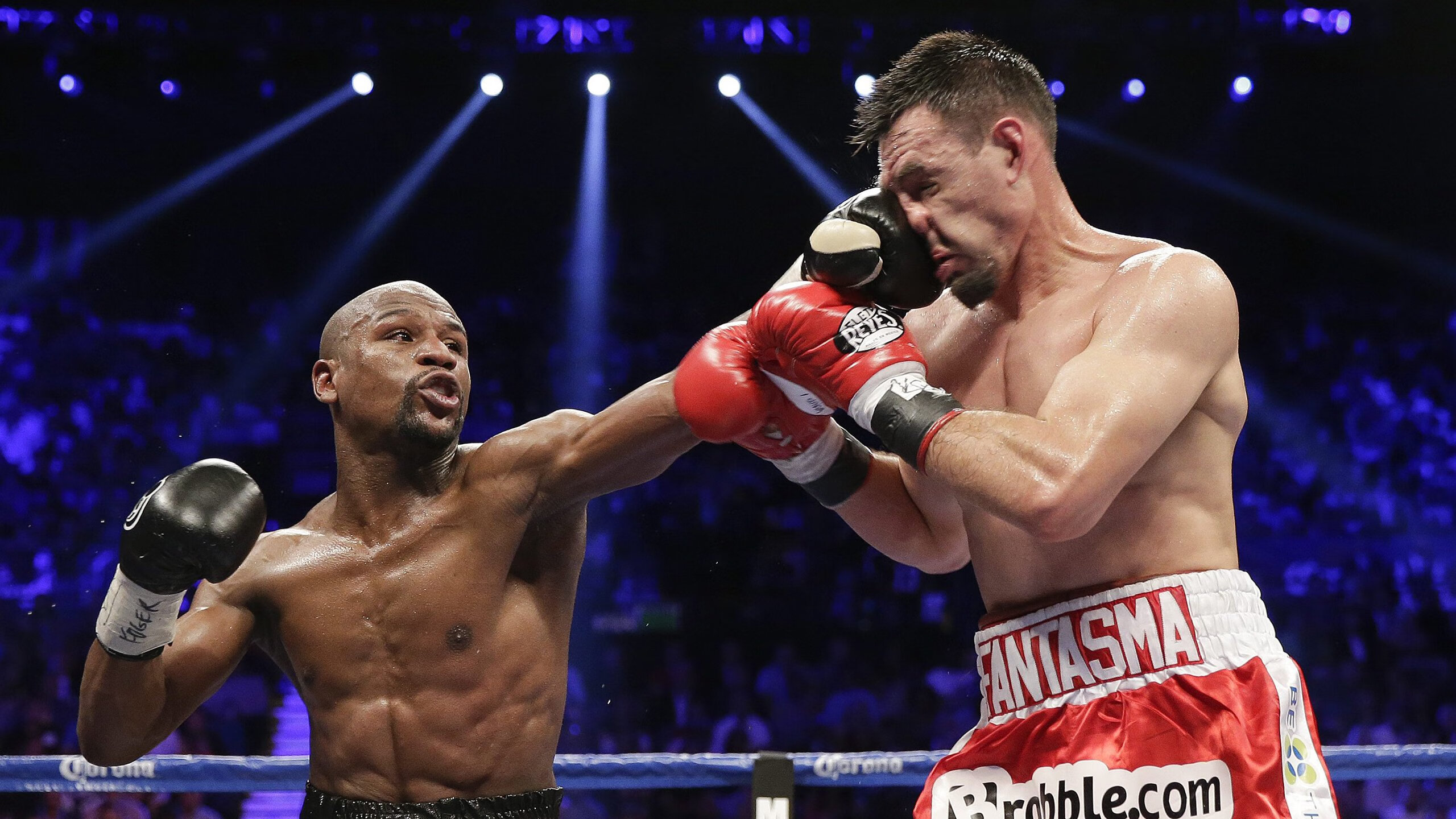 詹姆斯训练画面曝光状态保持稳定，詹姆斯训练照高清